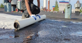 Гидроизоляции битумной кровли | ППуСсв – от 695 руб. за м²